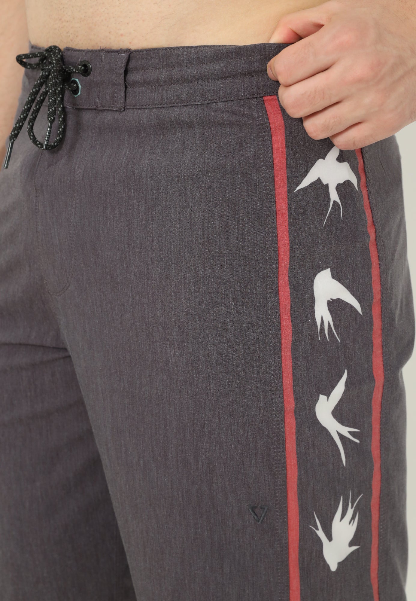 VISSLA-NK SWARM 21" BOARDSHORT