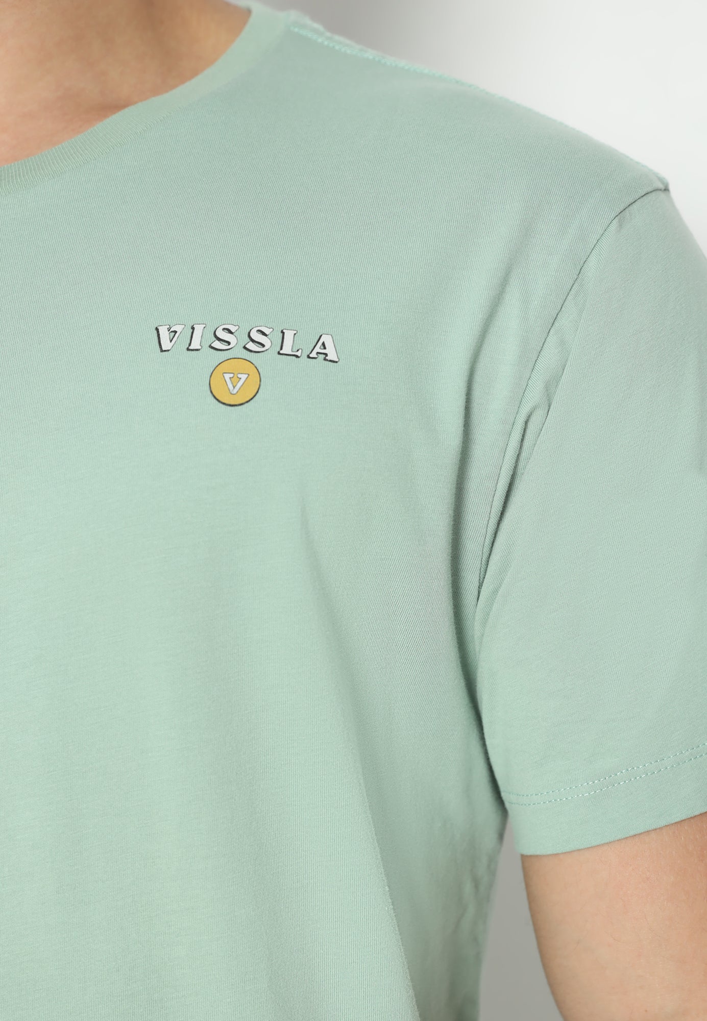 VISSLA-COASTLINER ORGANIC TEE