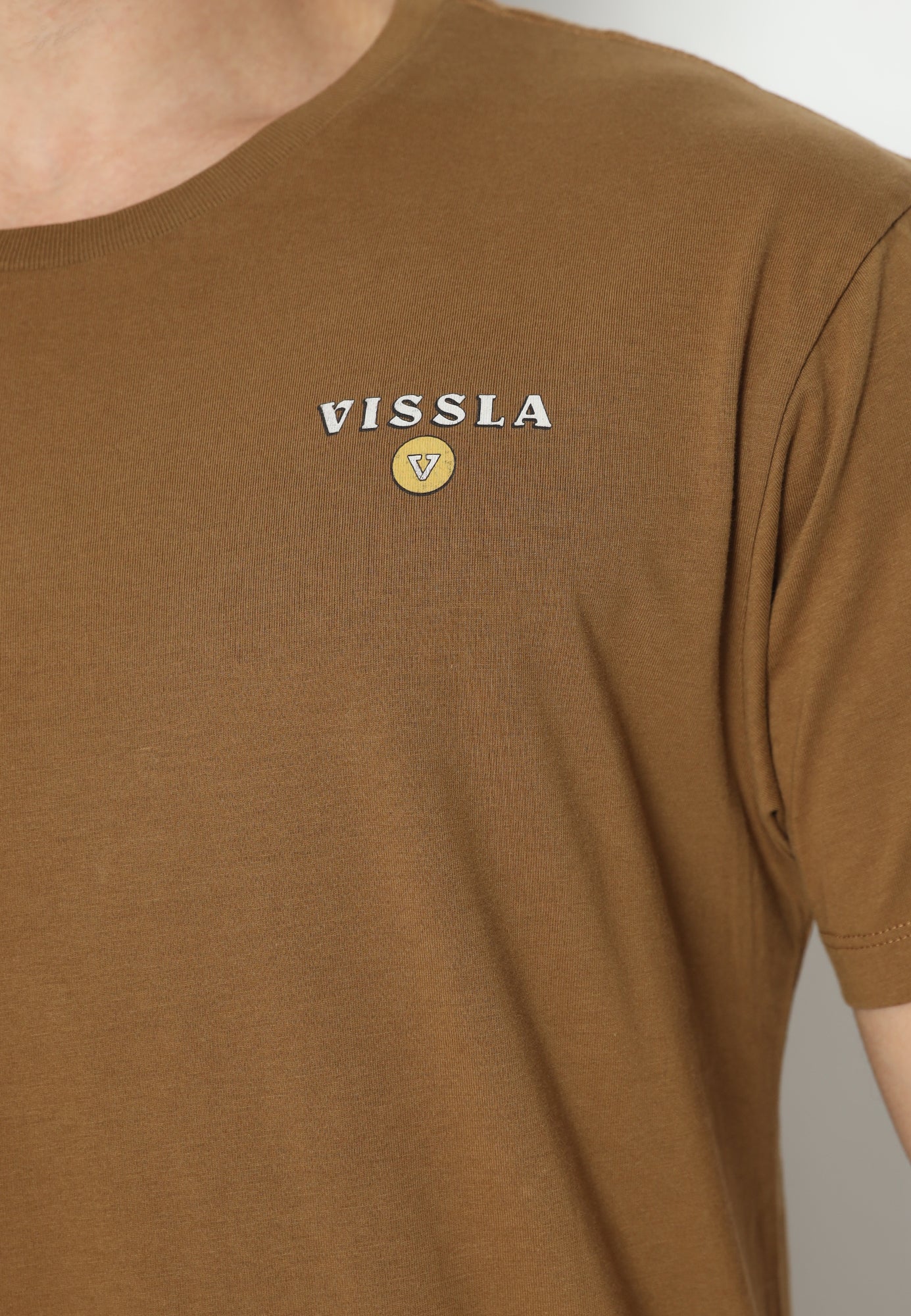VISSLA-COASTLINER ORGANIC TEE