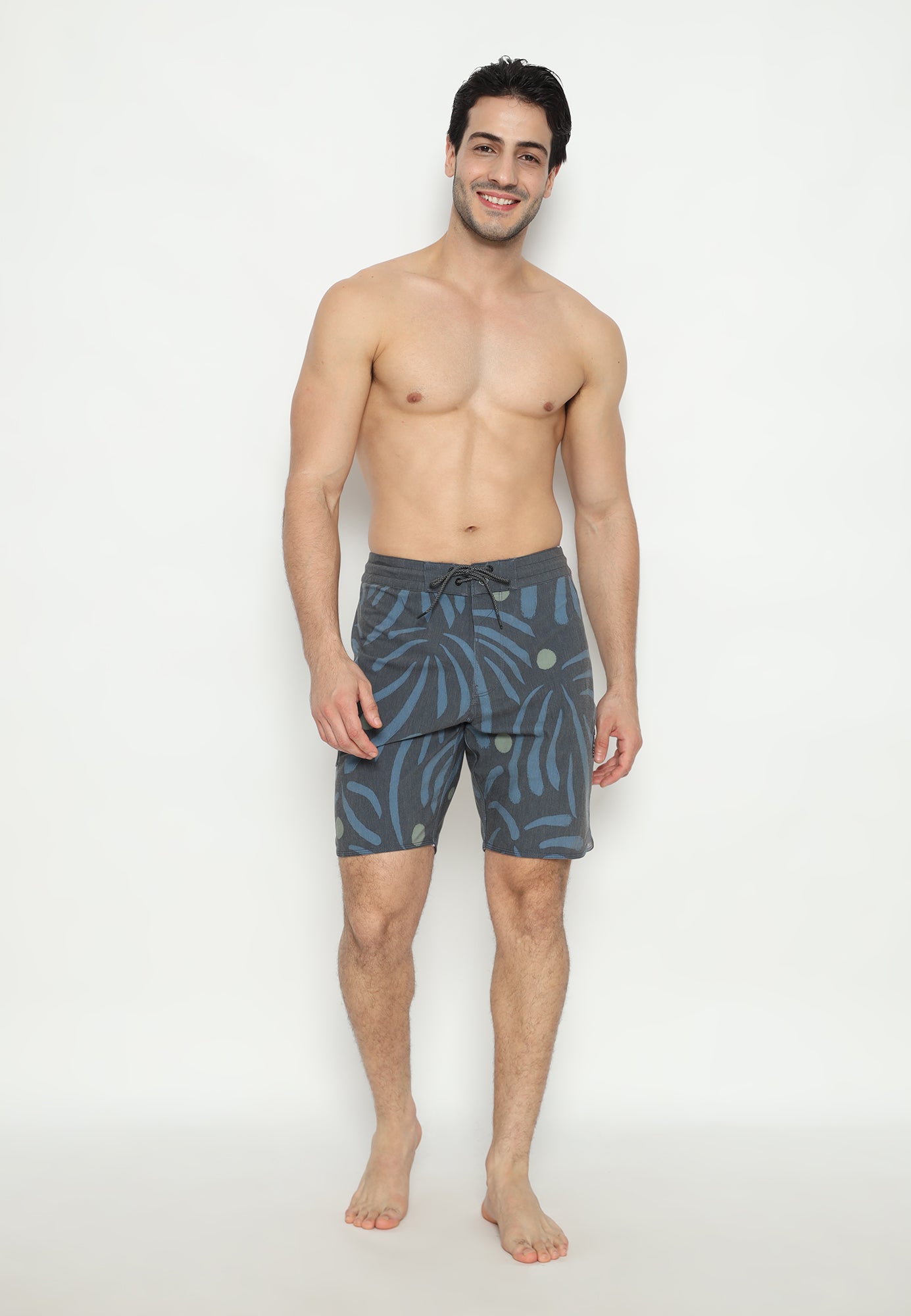 VISSLA-PRIMITIVE PALMS 18.5" BOARDSHORT