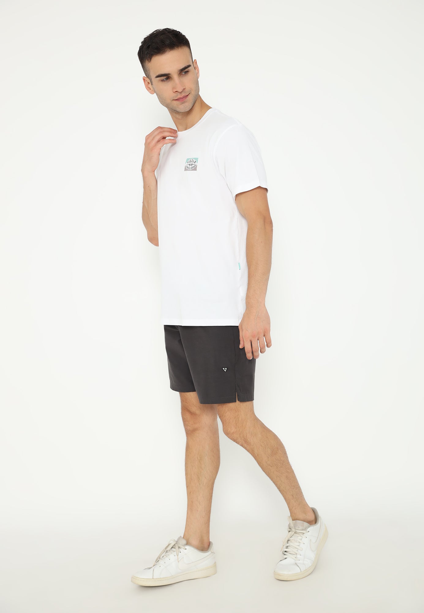 VISSLA-SHRED HEADS ORGANIC TEE-WHT