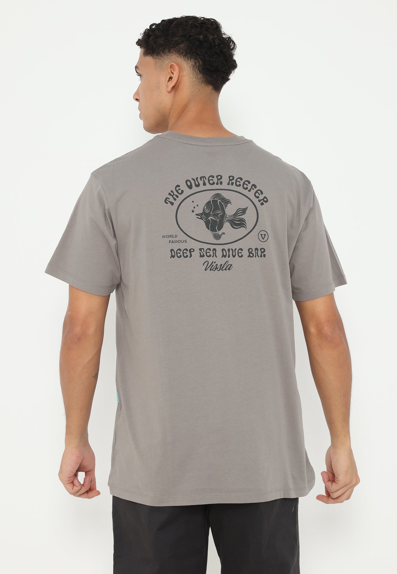 VISSLA-OUTER REEFERS COMP SS ORGANIC TEE