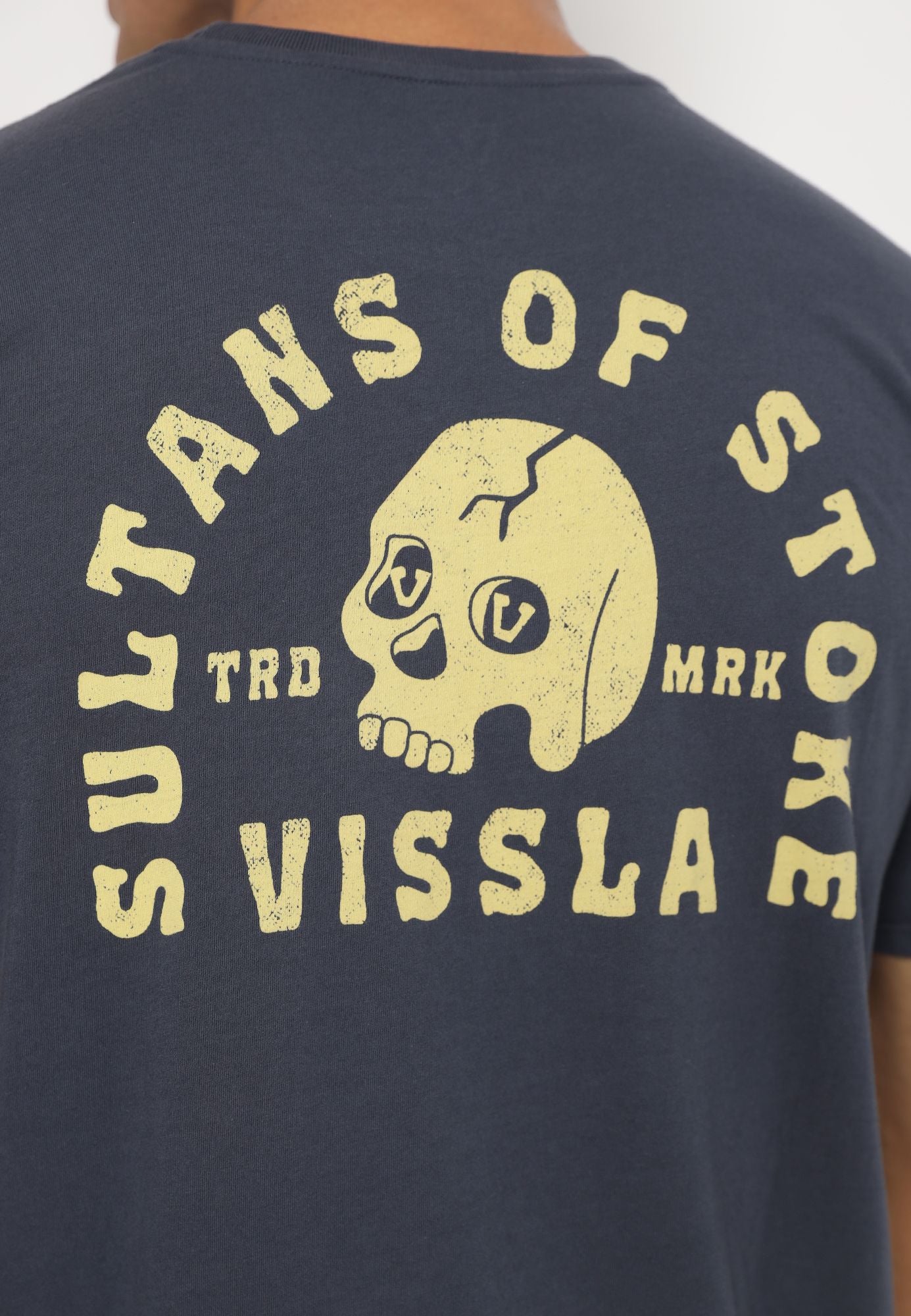 VISSLA-SULTAN SKULLS TEE